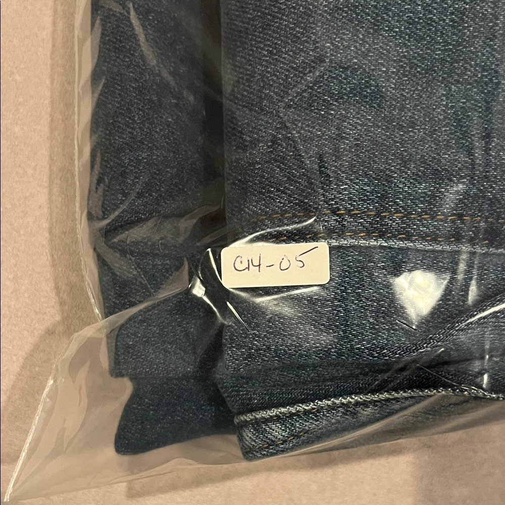 Universal Thread Dark Indigo Bootcut Jeans NWT - image 5